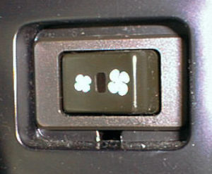 R32スカイライン オプション ピュアトロンのスイッチ